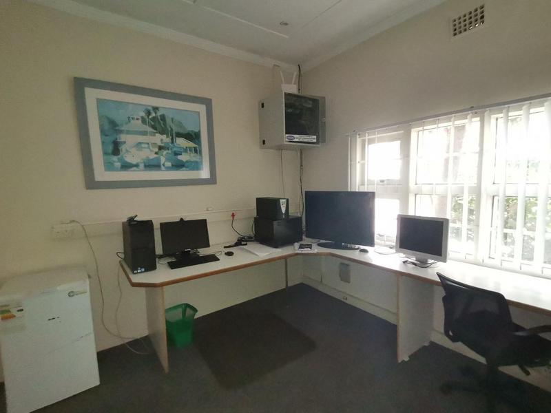 To Let commercial Property for Rent in Parow Western Cape